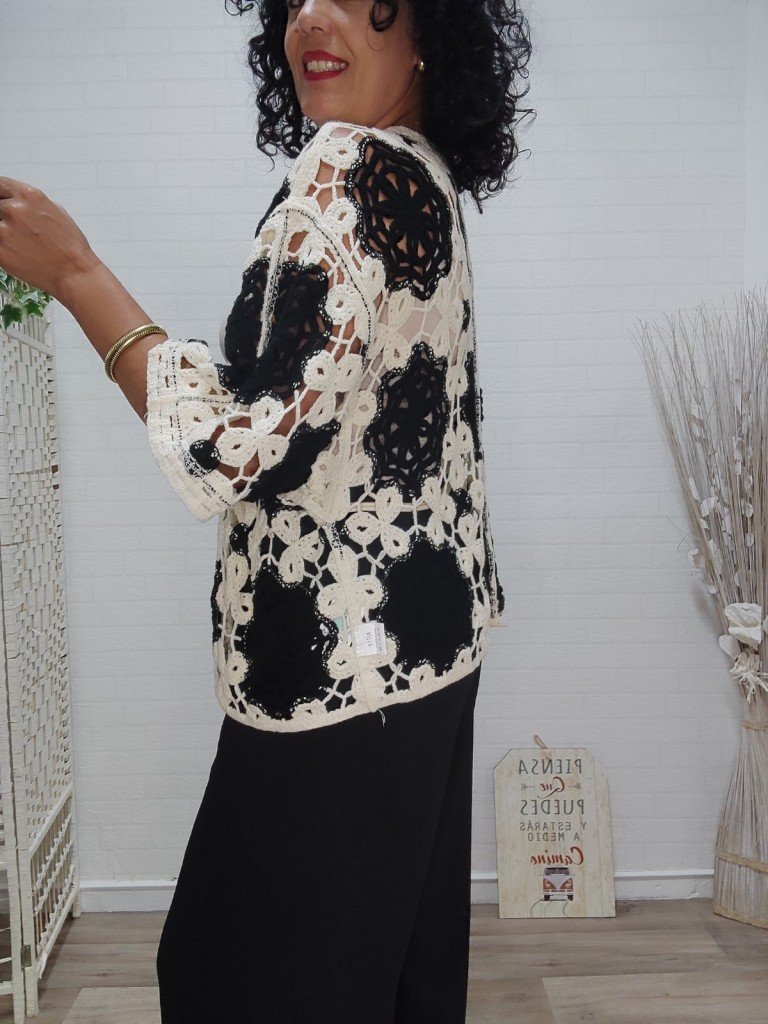 CHAQUETA CROCHET RAQUEL.