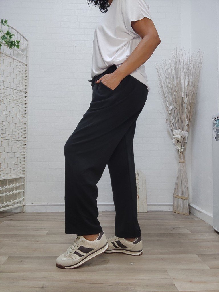 PANTALÓN NOELIA NEGRO.