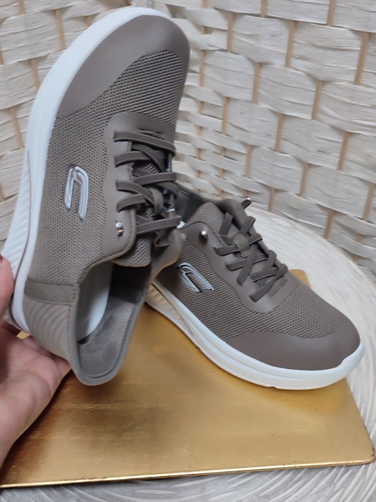 DEPORTIVAS CONFIT TAUPE.