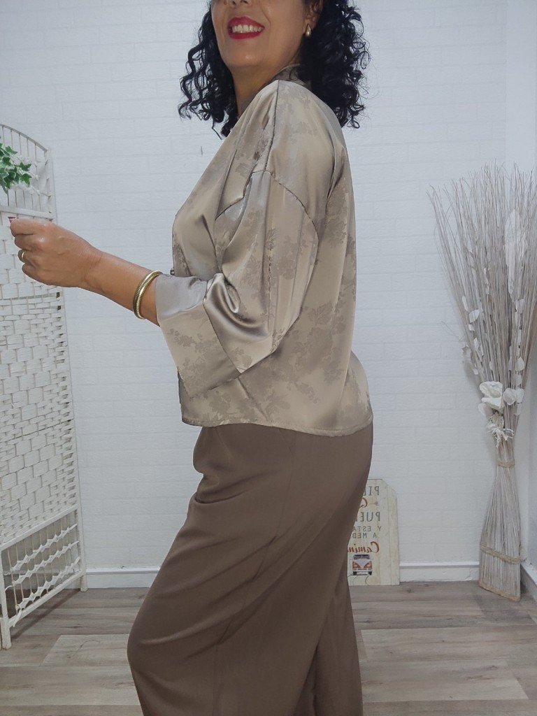 BLUSA JAPÓN CAMEL.