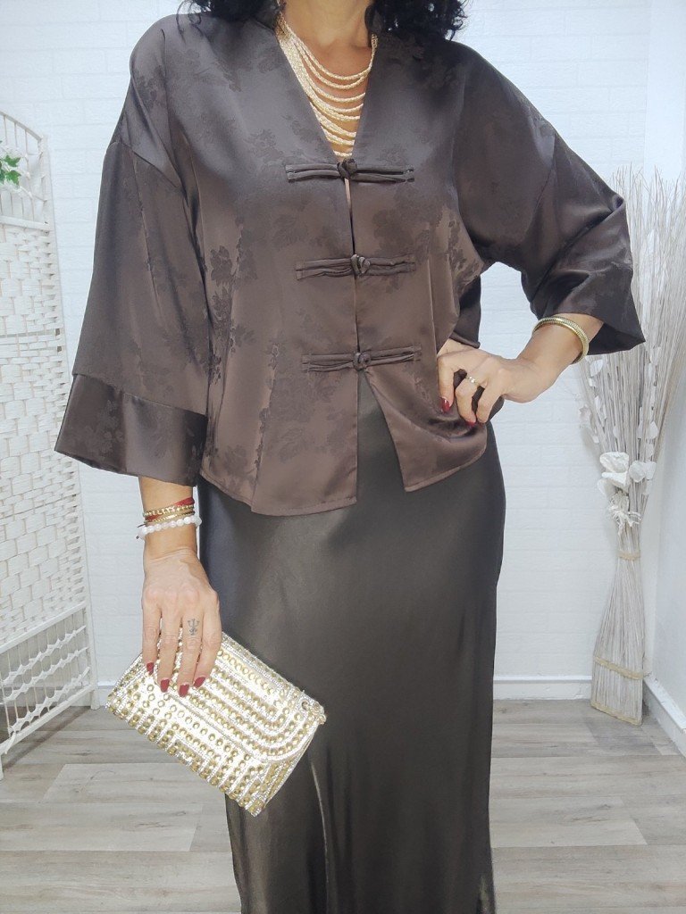 BLUSA JAPÓN MARRÓN.