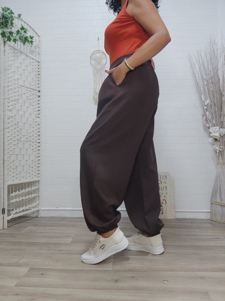 PANTALÓN SIENA MARRÓN. 2
