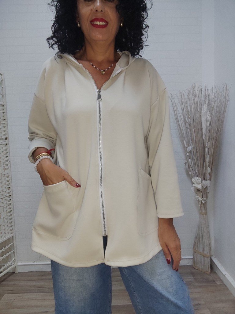CHAQUETA MARA BEIGE.