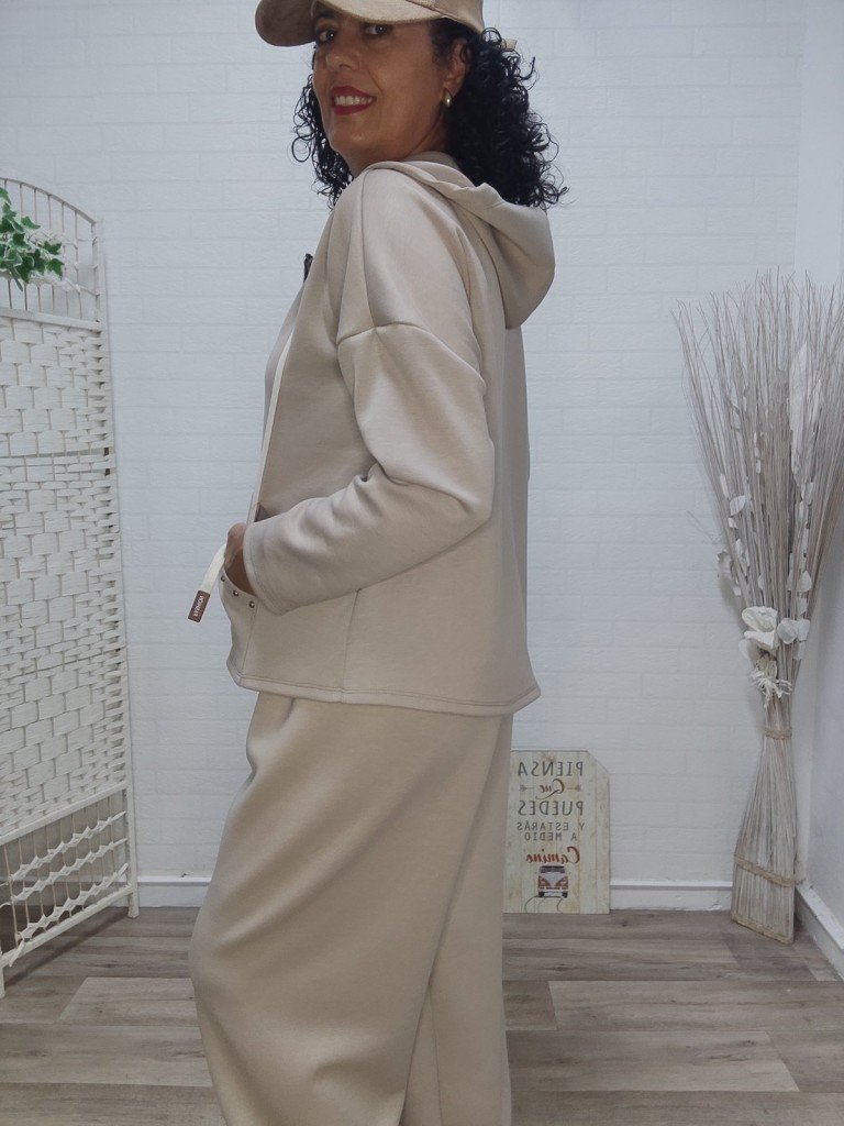 CHAQUETA SEVILLA BEIGE.