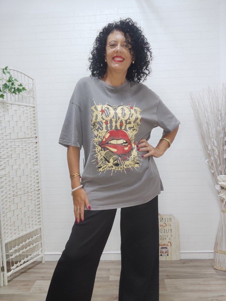 CAMISETA ROCK.