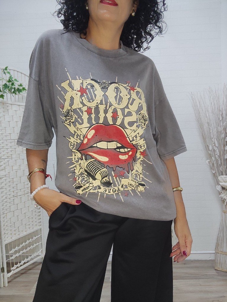 CAMISETA ROCK.