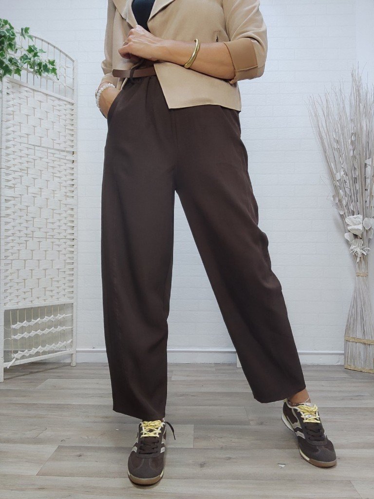 PANTALON EVEN MARRÓN.