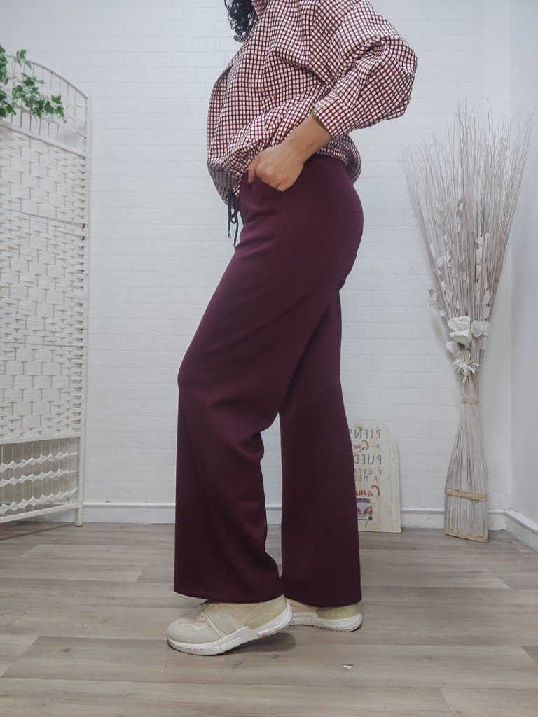 PANTALÓN DOMINGO BURDEOS.