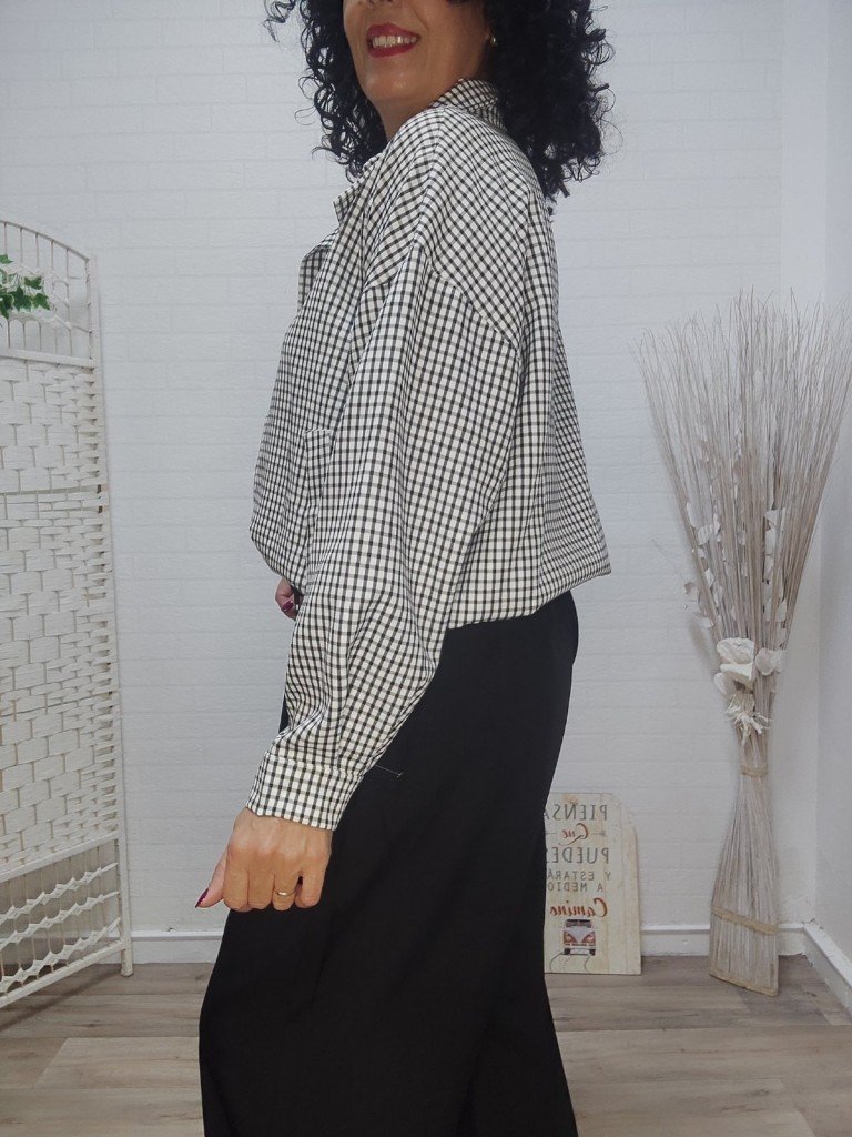 CHAQUETA VICHI NEGRO.
