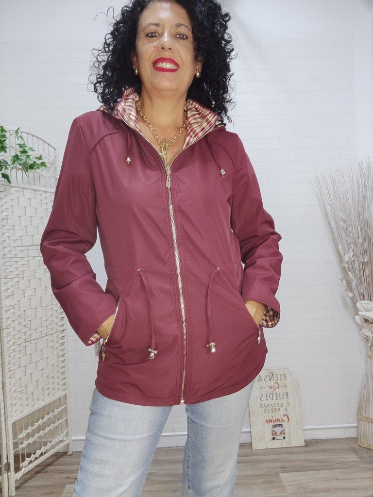 CHAQUETA REVERSIBLE NORA. 2