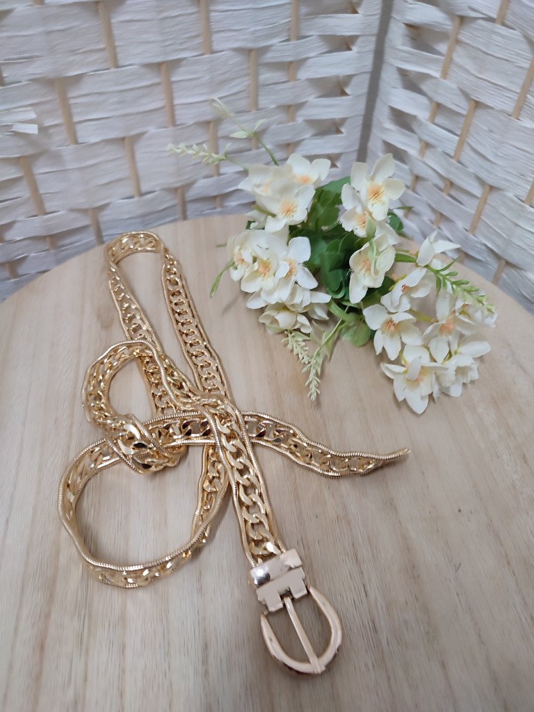 CINTURON CADENA DORADO.