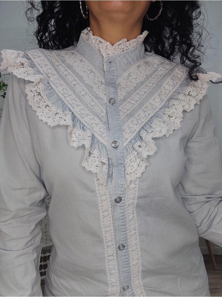 CAMISA  DENIM BORDADO.