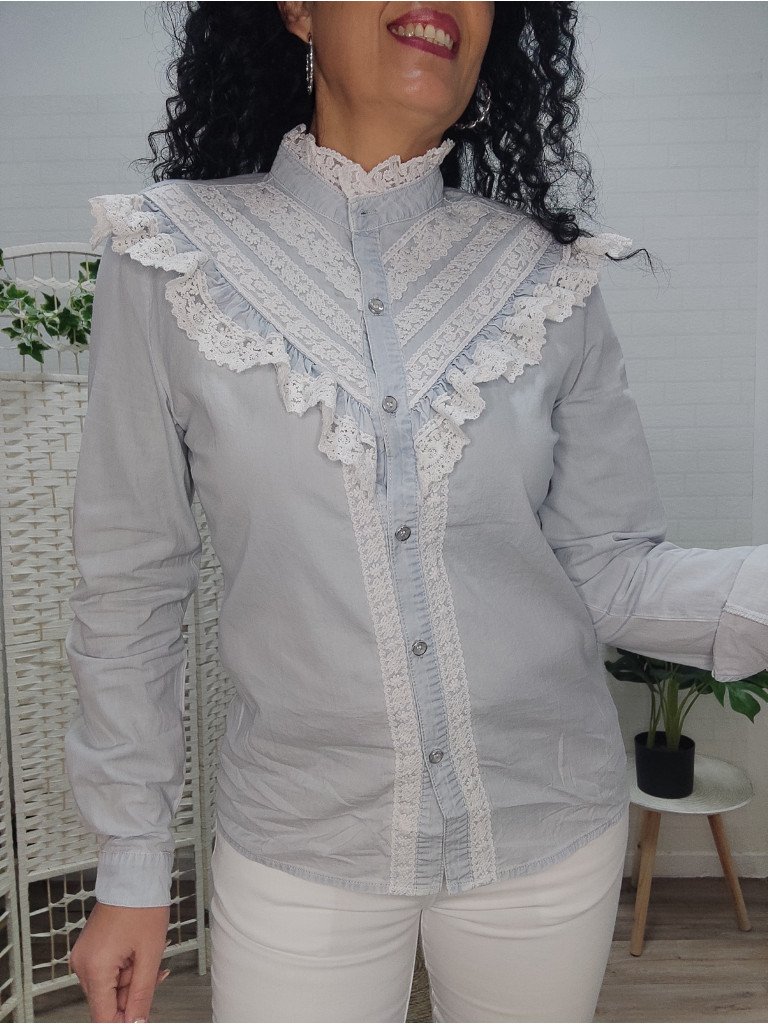 CAMISA  DENIM BORDADO.