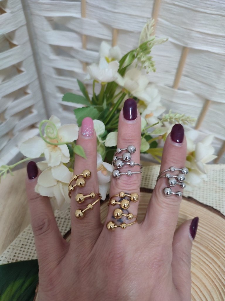 ANILLO BOLAS.