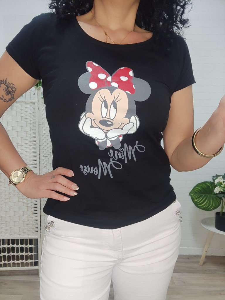 CAMISETA MINE.