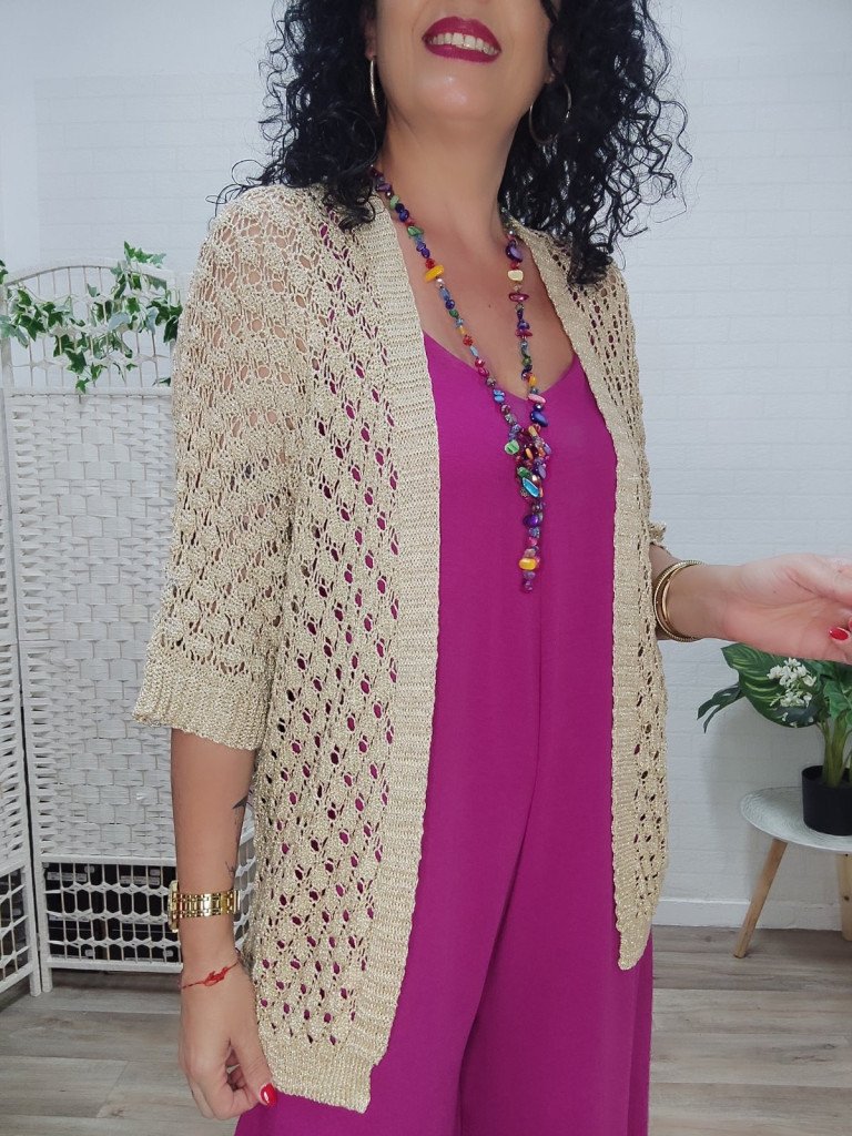 REBECA BADAJOZ DORADA.